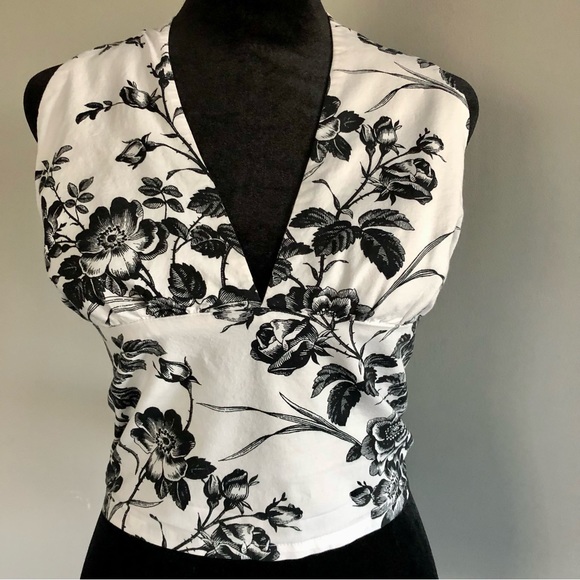 White House Black Market Floral Halter - Picture 1 of 5